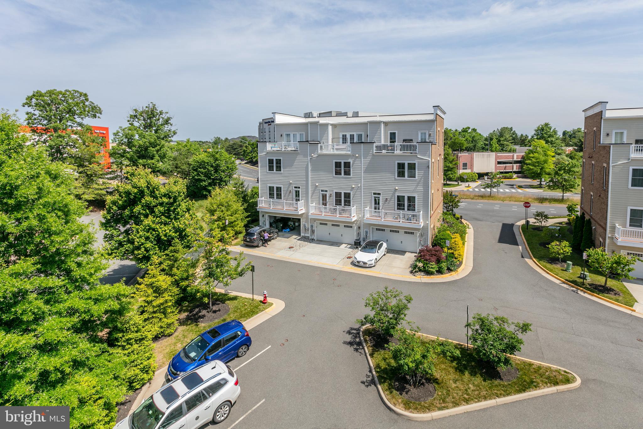 RIDGEWOOD - Residential