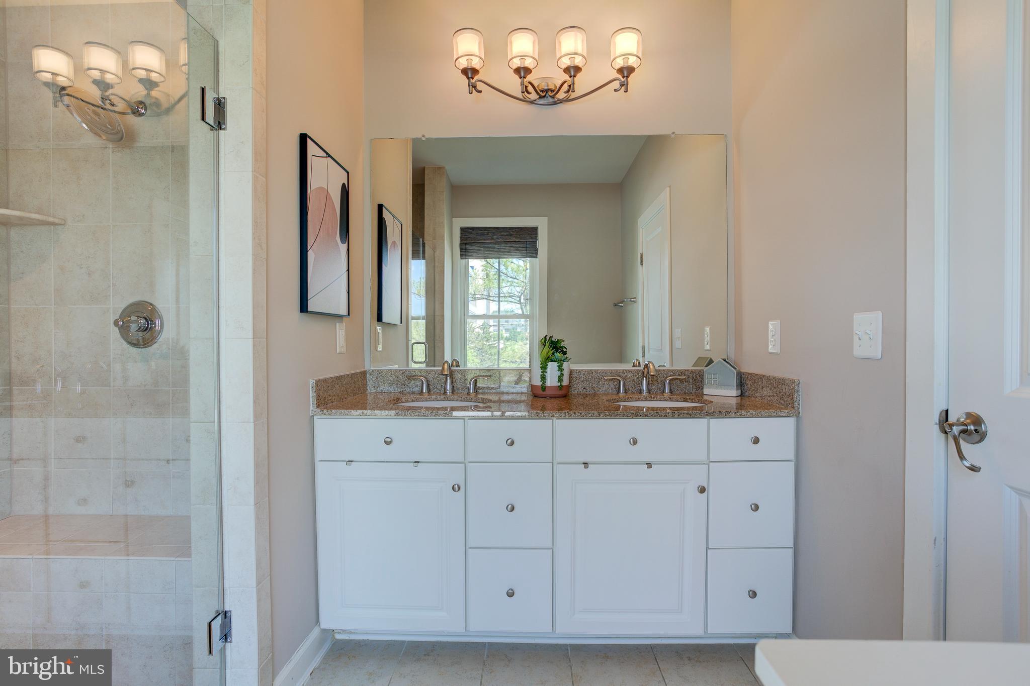 RIDGEWOOD - Residential