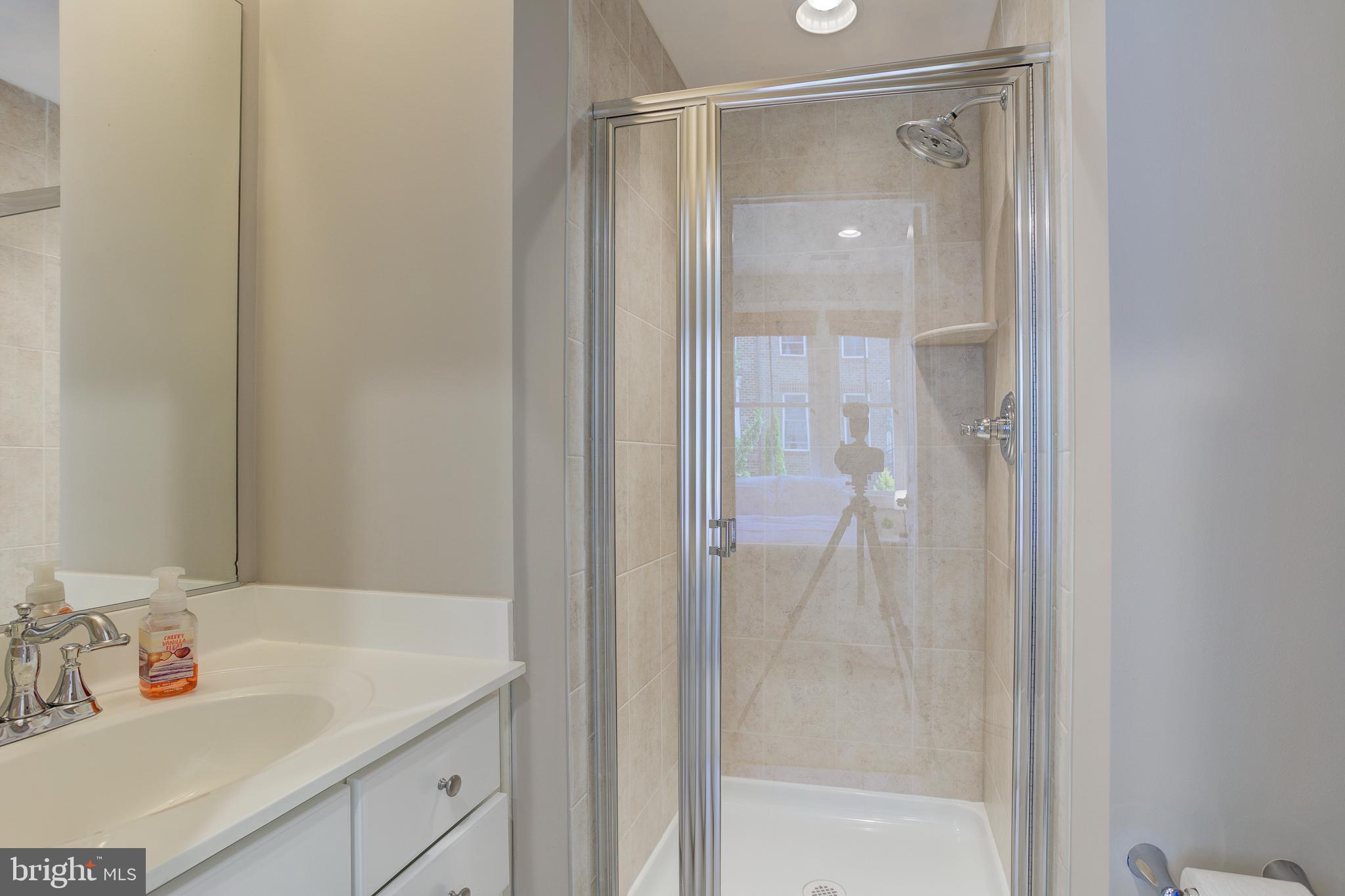 RIDGEWOOD - Residential