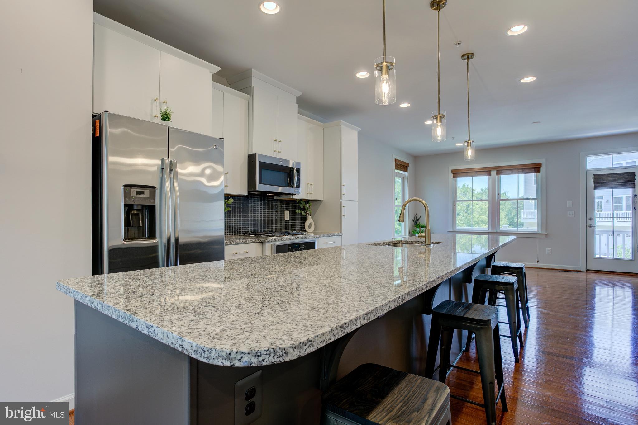 RIDGEWOOD - Residential