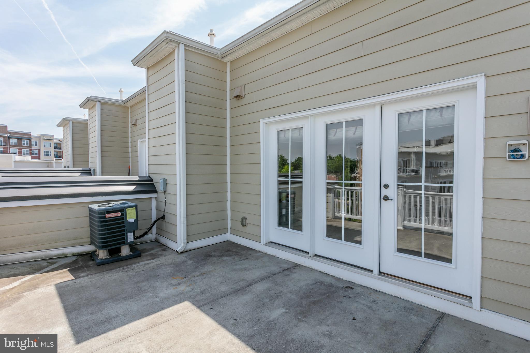 RIDGEWOOD - Residential