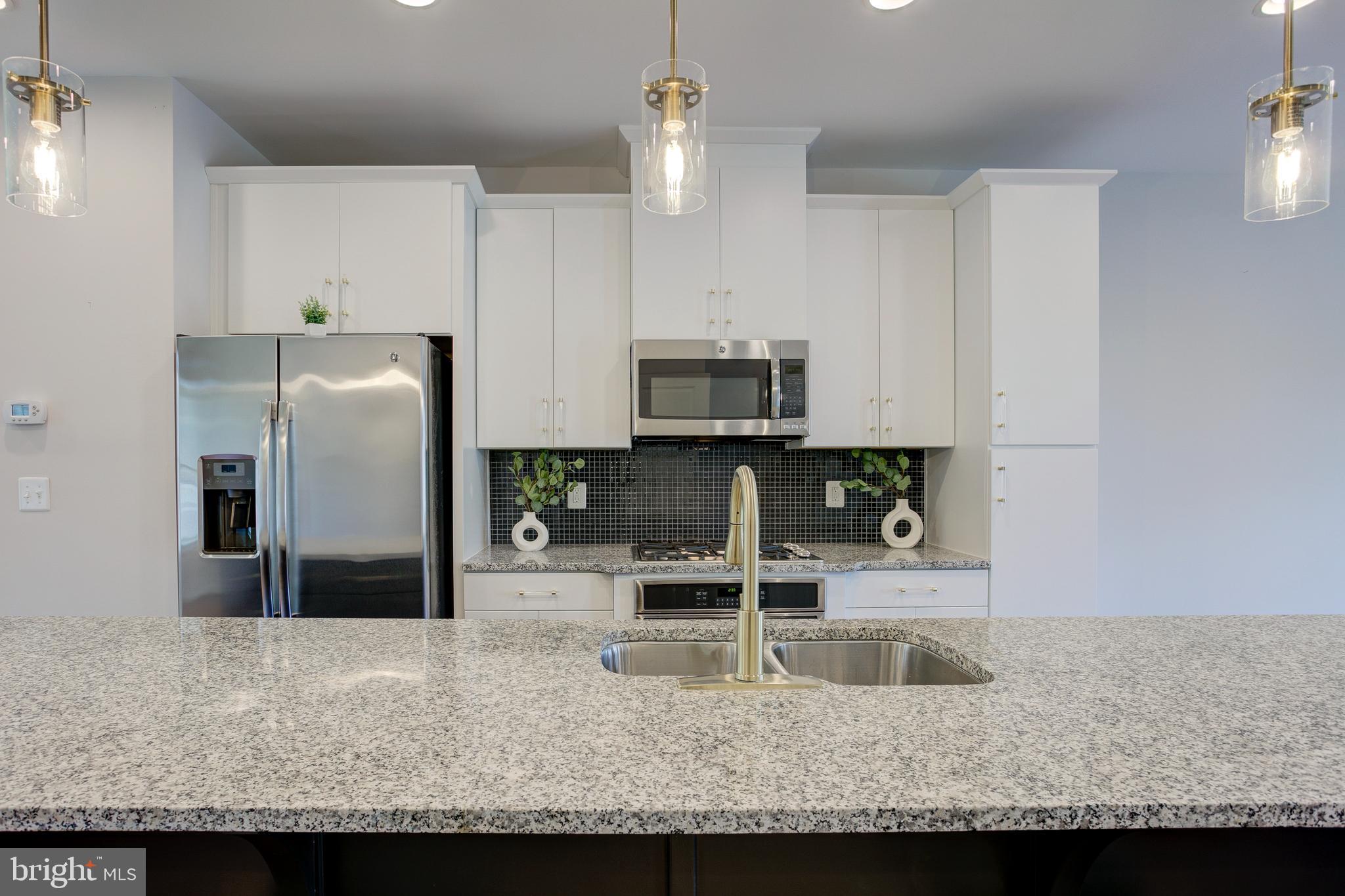 RIDGEWOOD - Residential