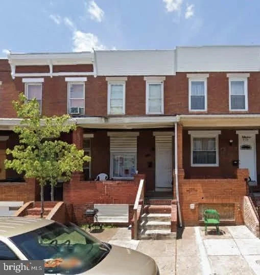 618 N Ellwood Avenue