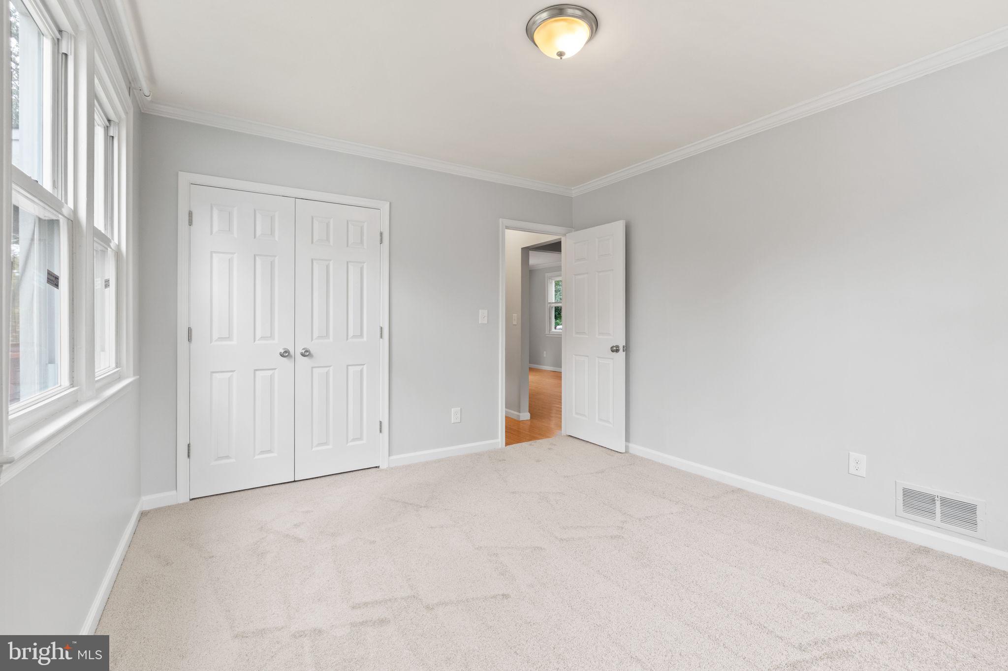 HOLLYWOOD ON THE HILL - Residential Lease