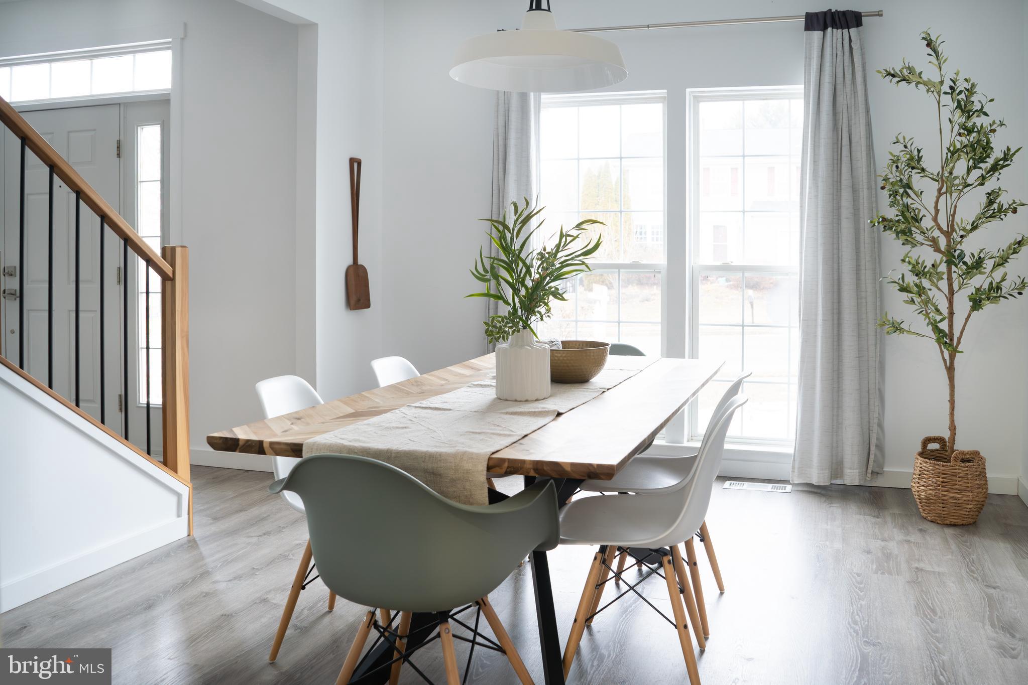 STAFFORD LAKES VILLAGE - Residential