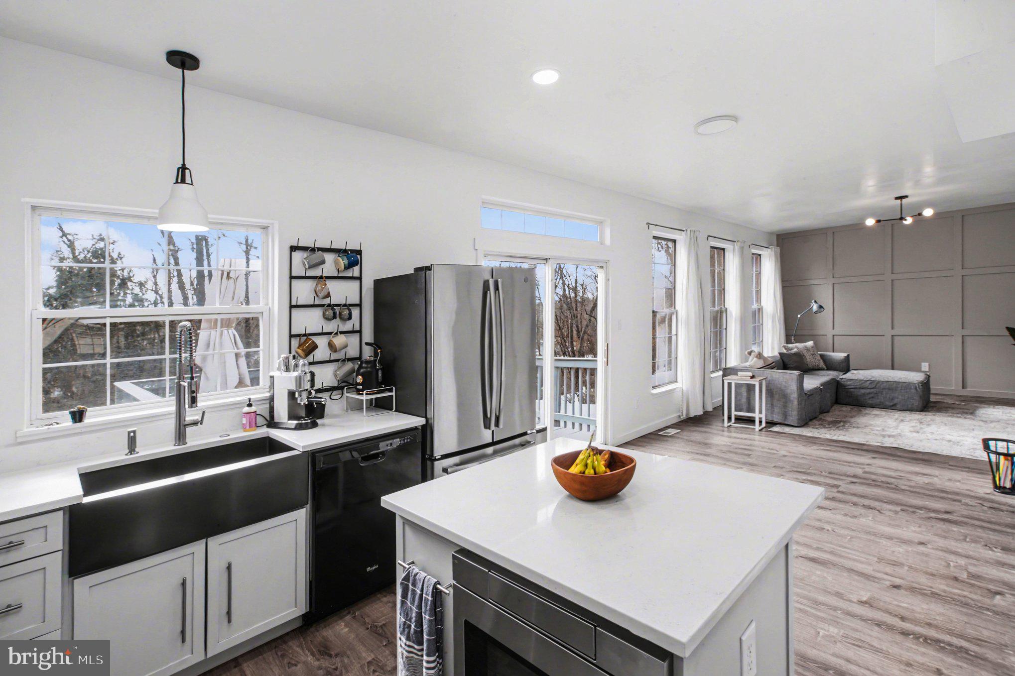 STAFFORD LAKES VILLAGE - Residential