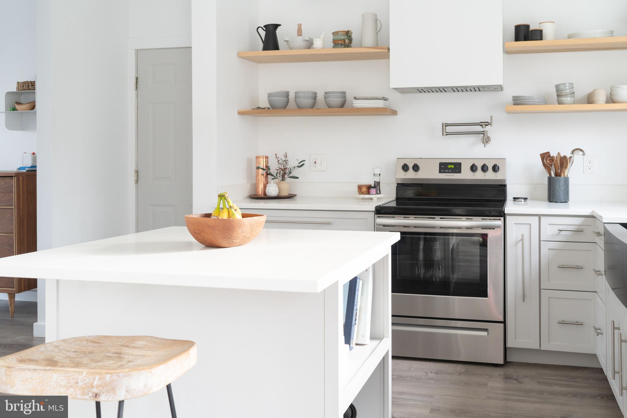 STAFFORD LAKES VILLAGE - Residential