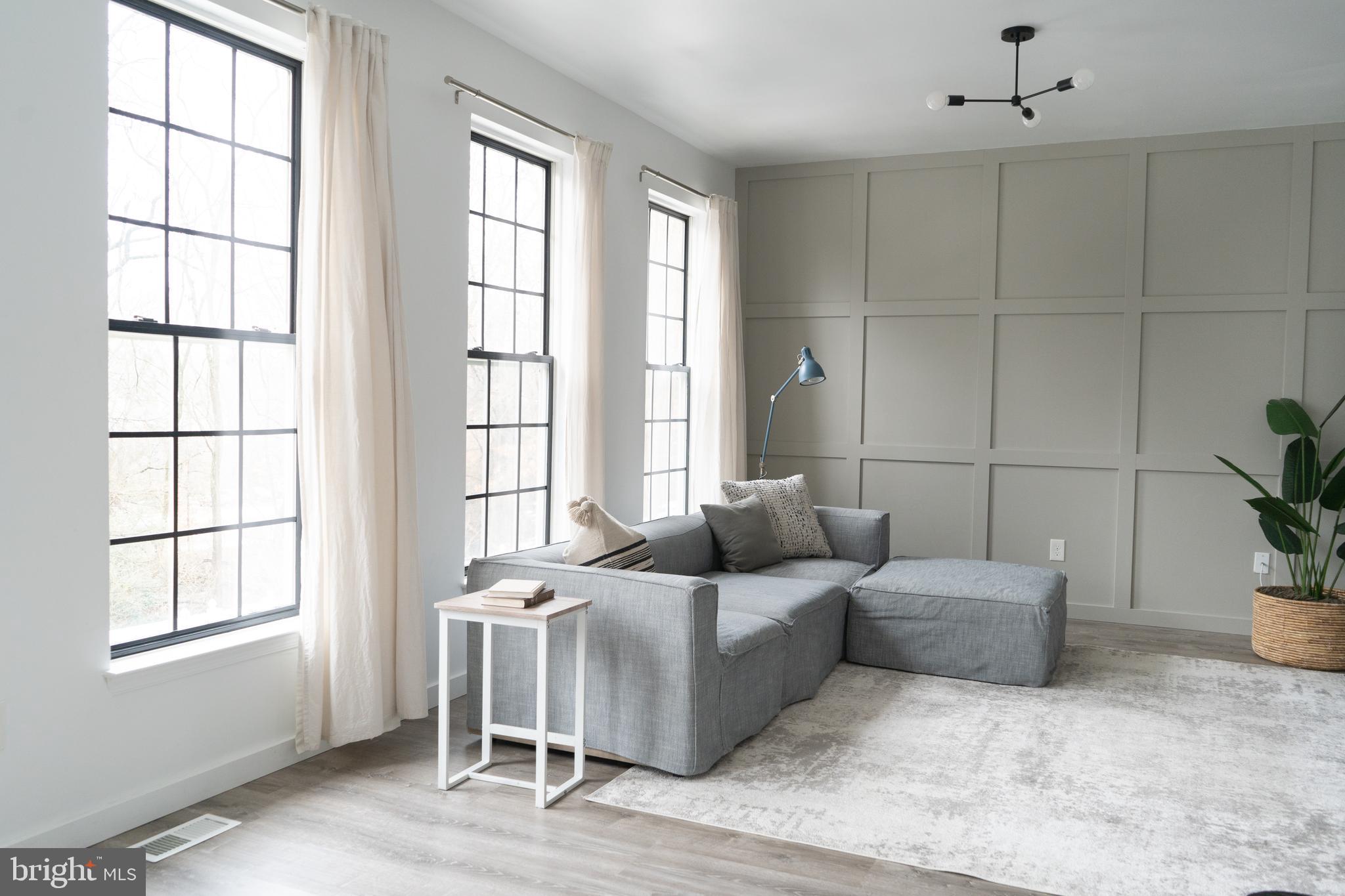 STAFFORD LAKES VILLAGE - Residential