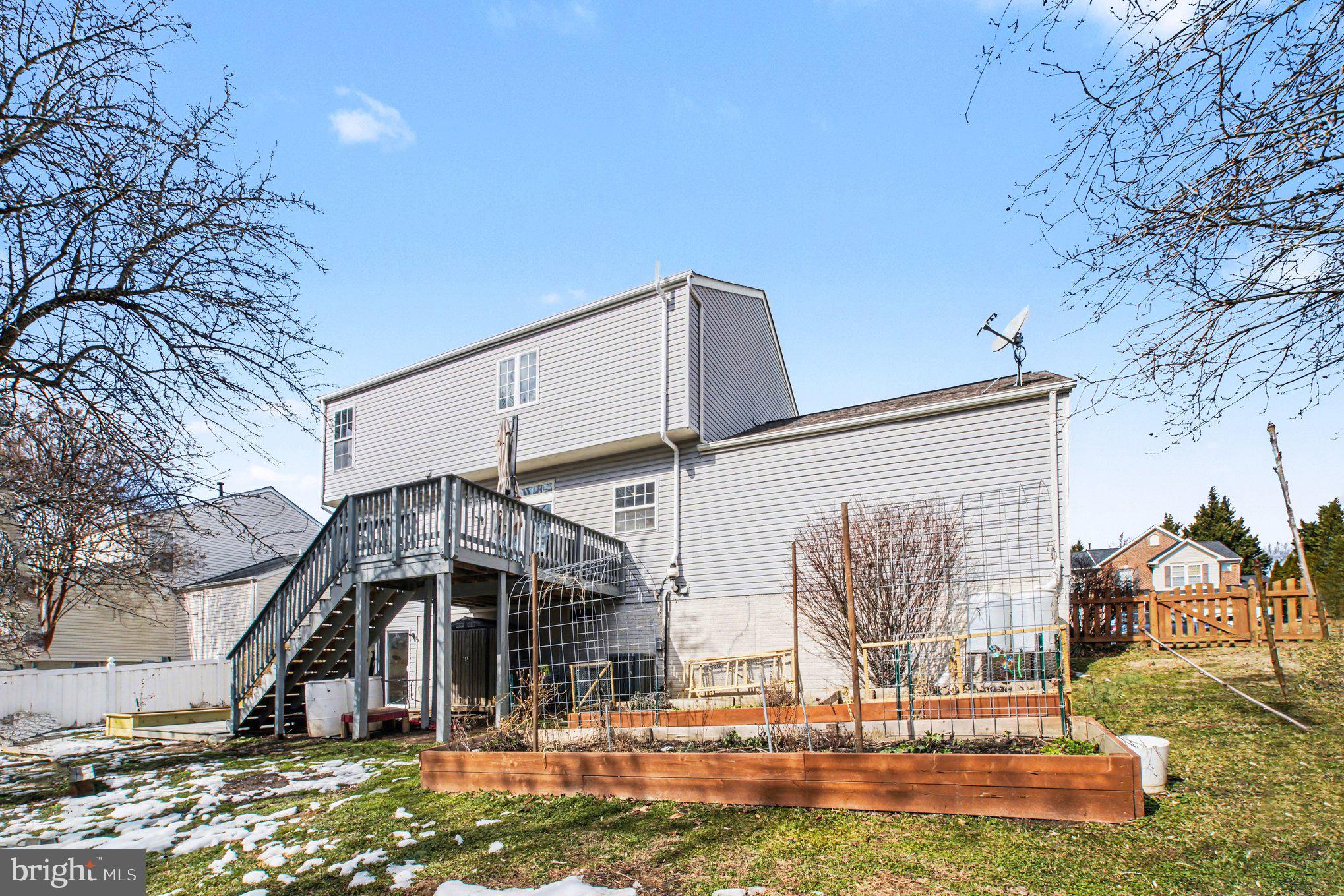 STAFFORD LAKES VILLAGE - Residential