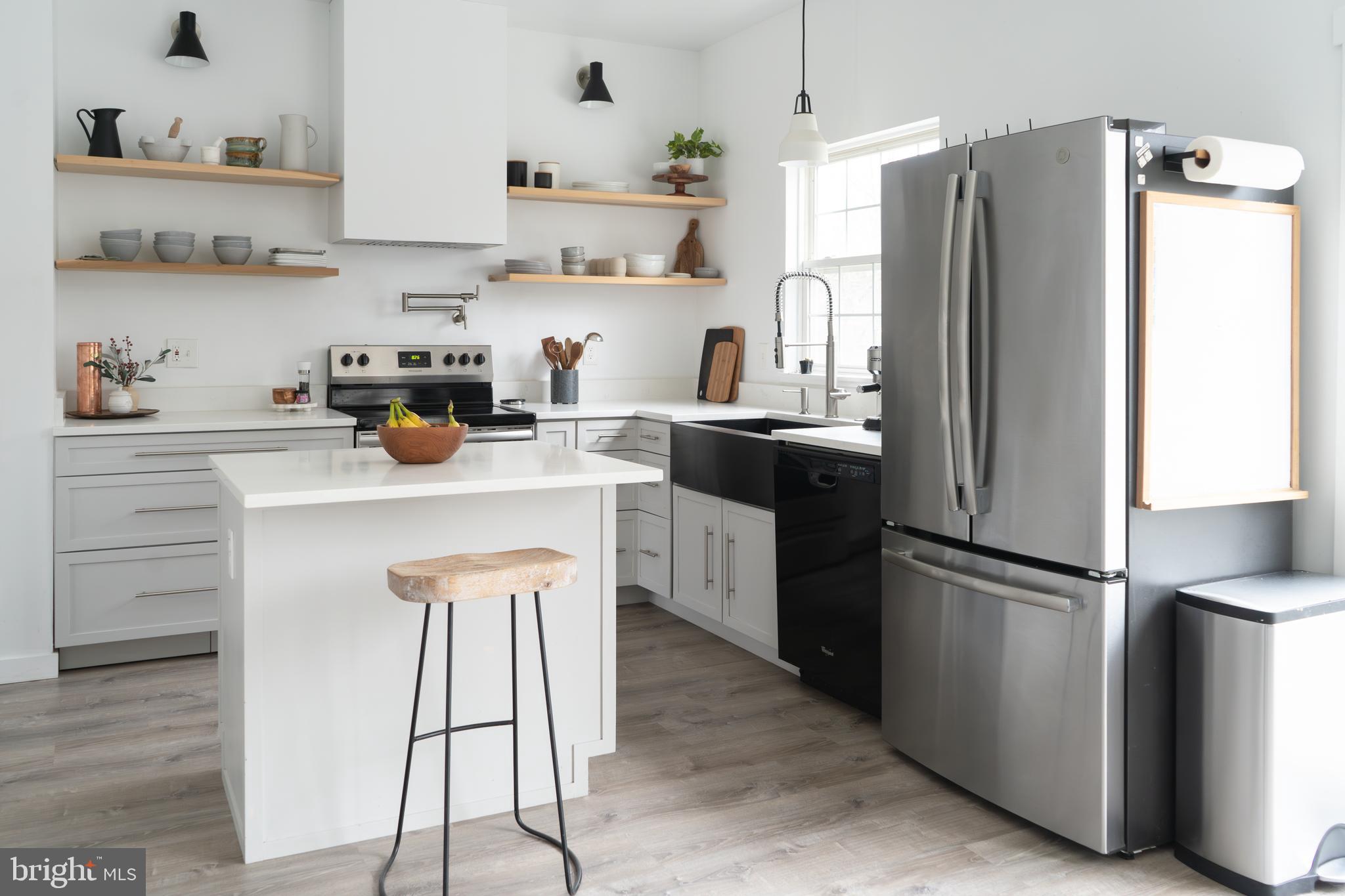 STAFFORD LAKES VILLAGE - Residential