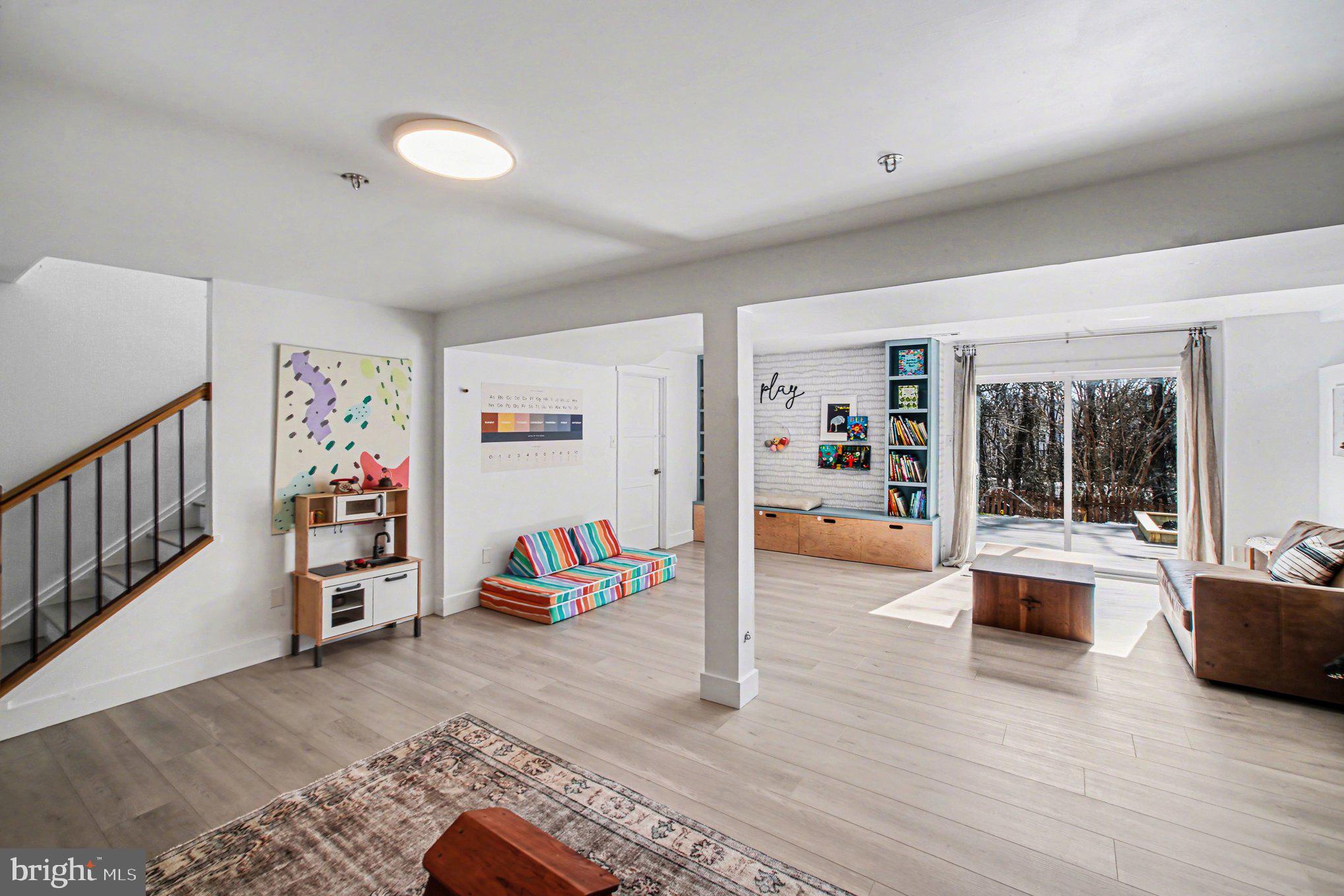 STAFFORD LAKES VILLAGE - Residential