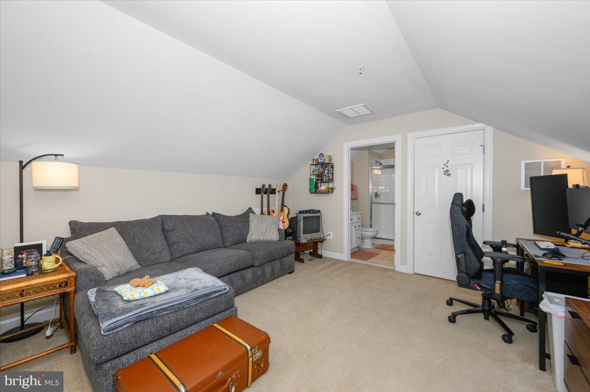 GLENBROOK - Residential