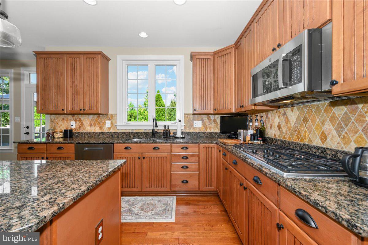 GLENBROOK - Residential