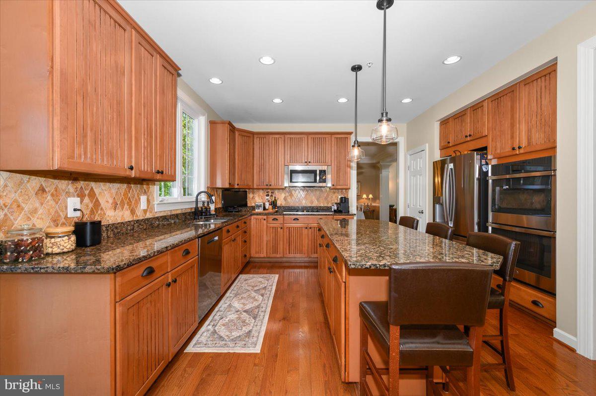 GLENBROOK - Residential