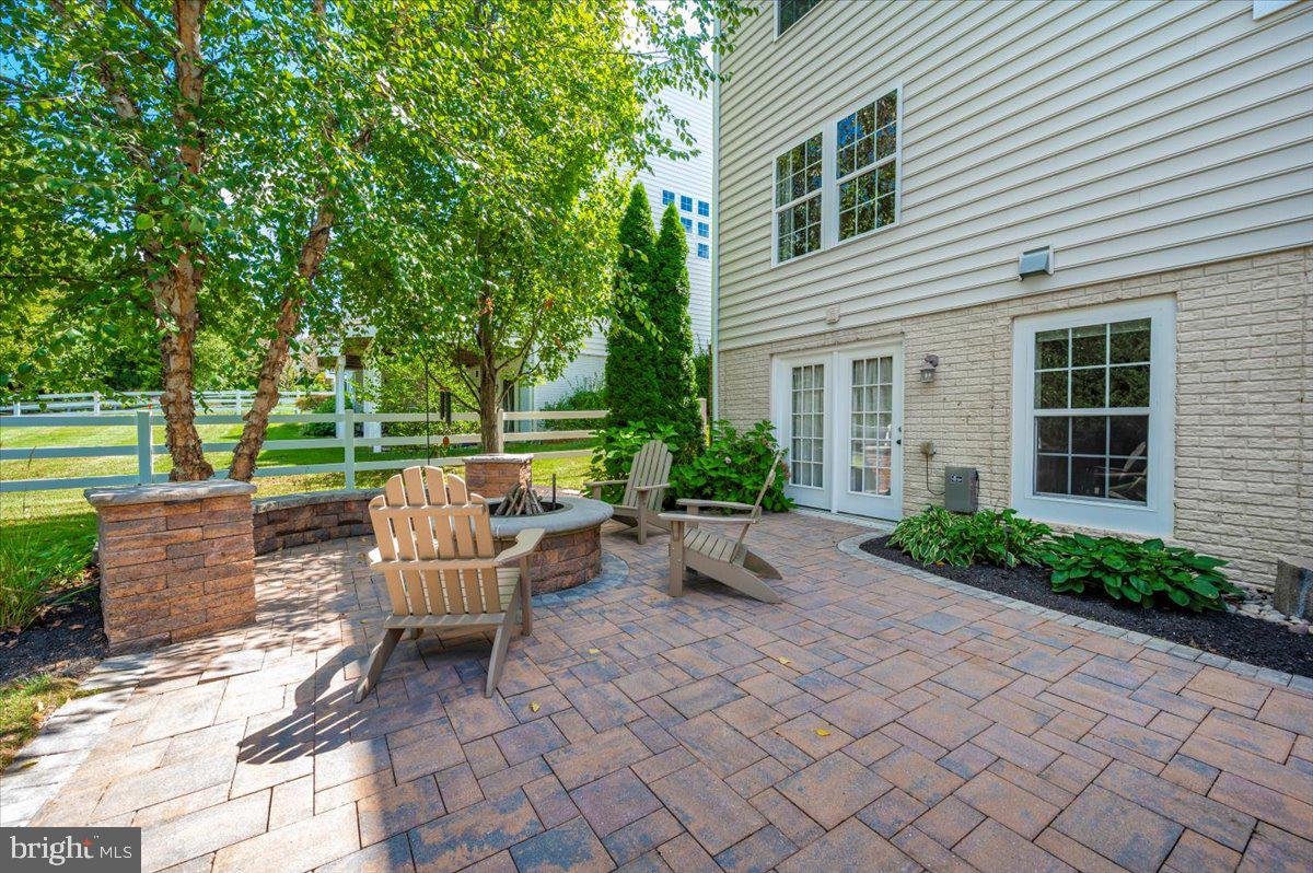 GLENBROOK - Residential