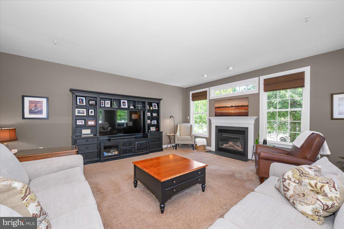 GLENBROOK - Residential