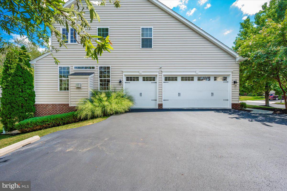 GLENBROOK - Residential