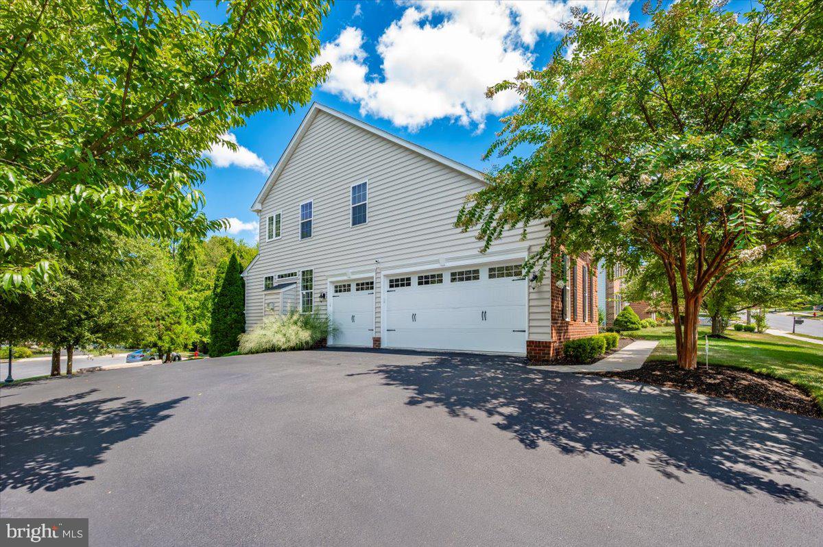 GLENBROOK - Residential