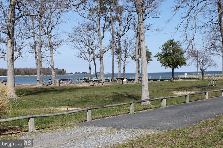 BAY QUARTER SHORES - Land