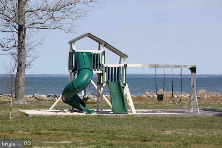 BAY QUARTER SHORES - Land