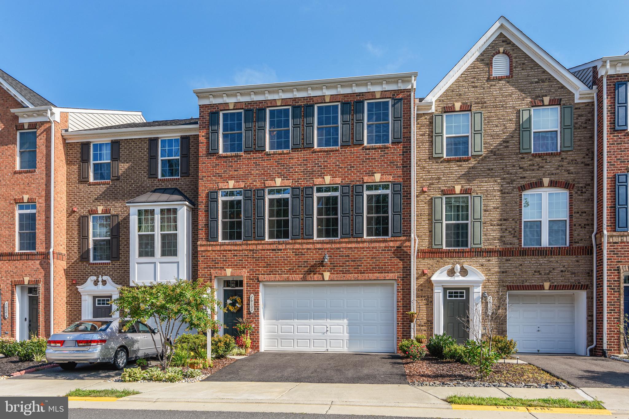SEVEN HILLS - Residential