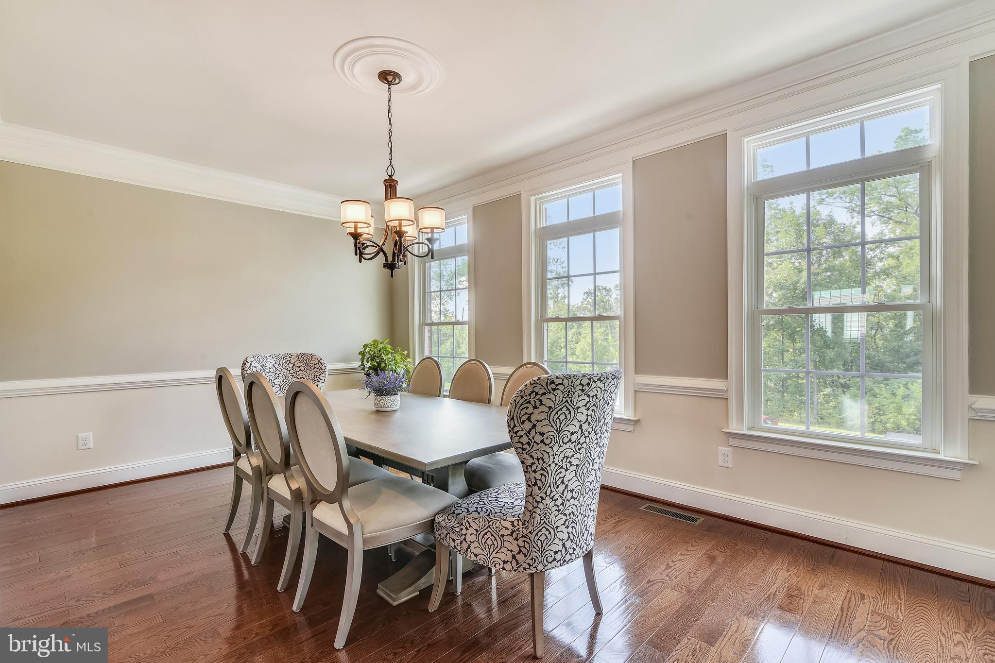 SEVEN HILLS - Residential