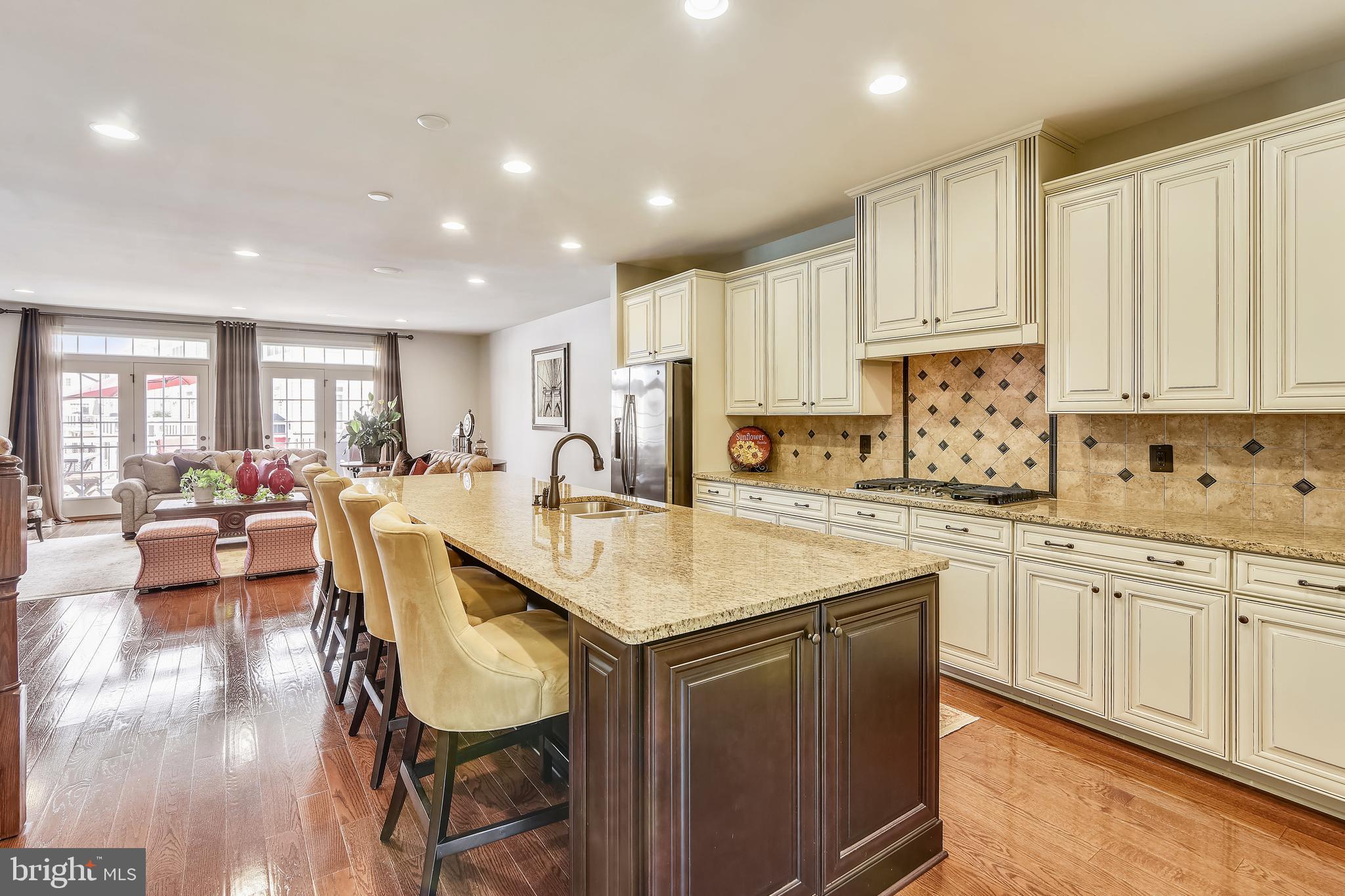 SEVEN HILLS - Residential