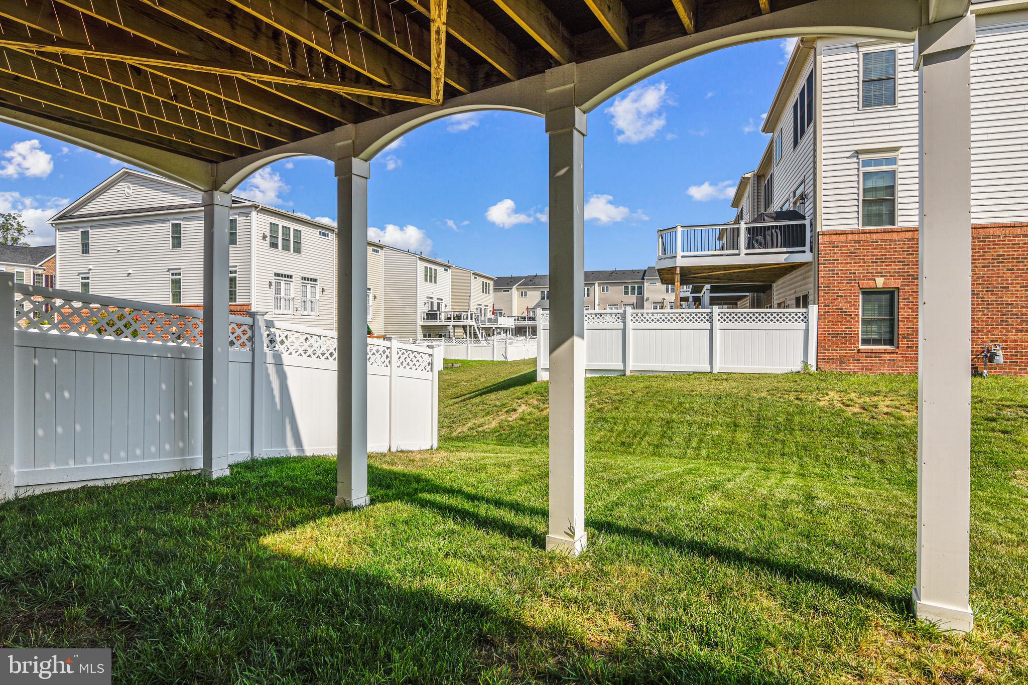 SEVEN HILLS - Residential