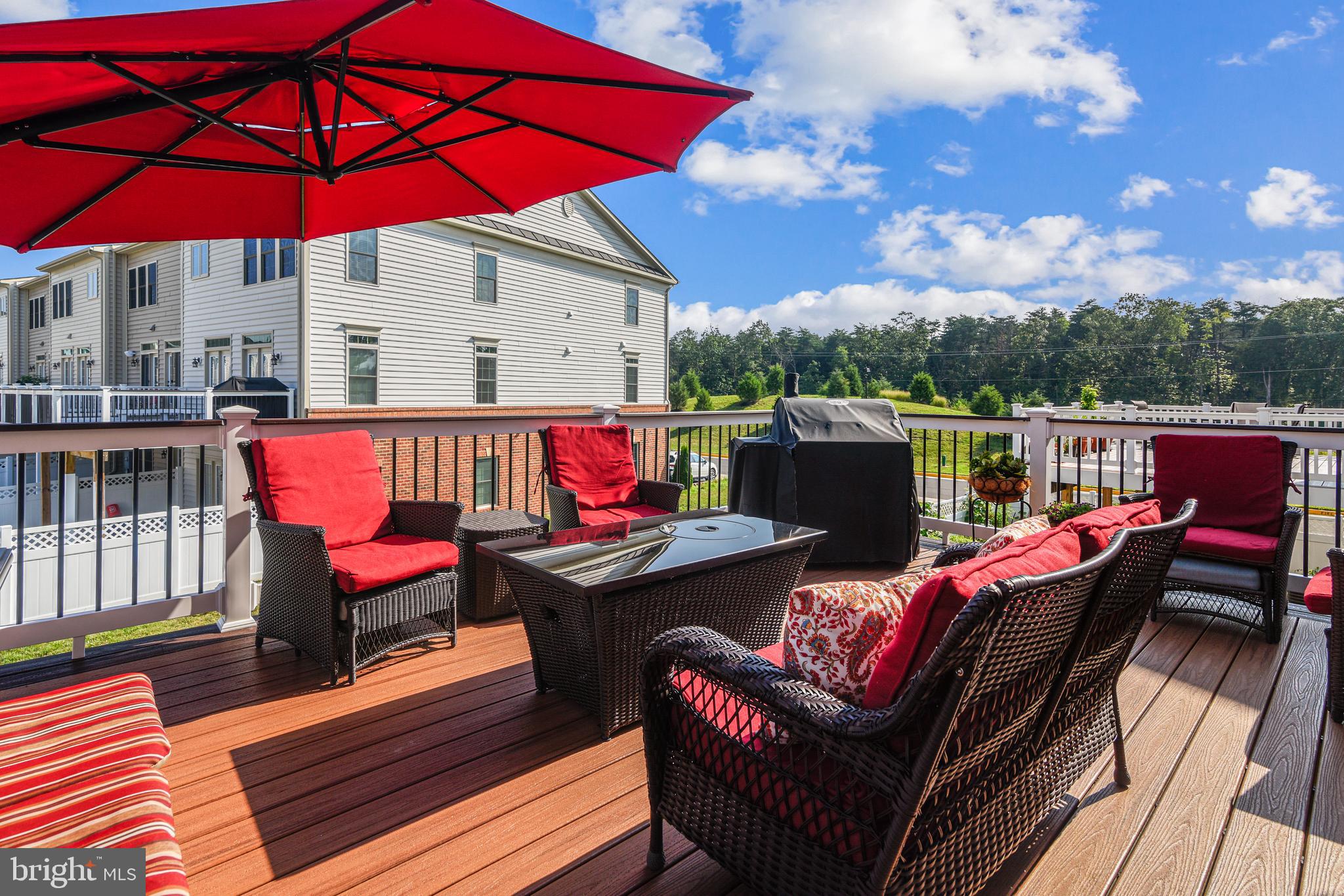 SEVEN HILLS - Residential