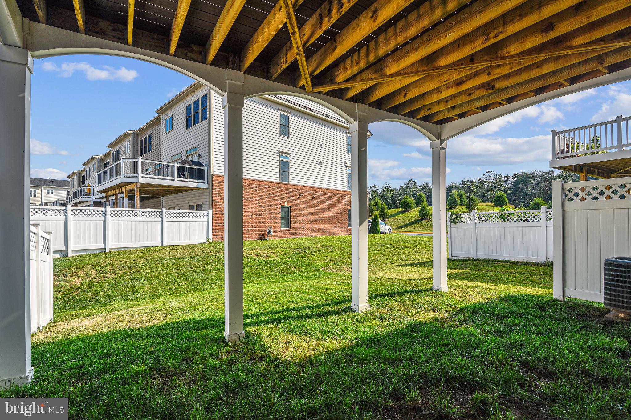 SEVEN HILLS - Residential