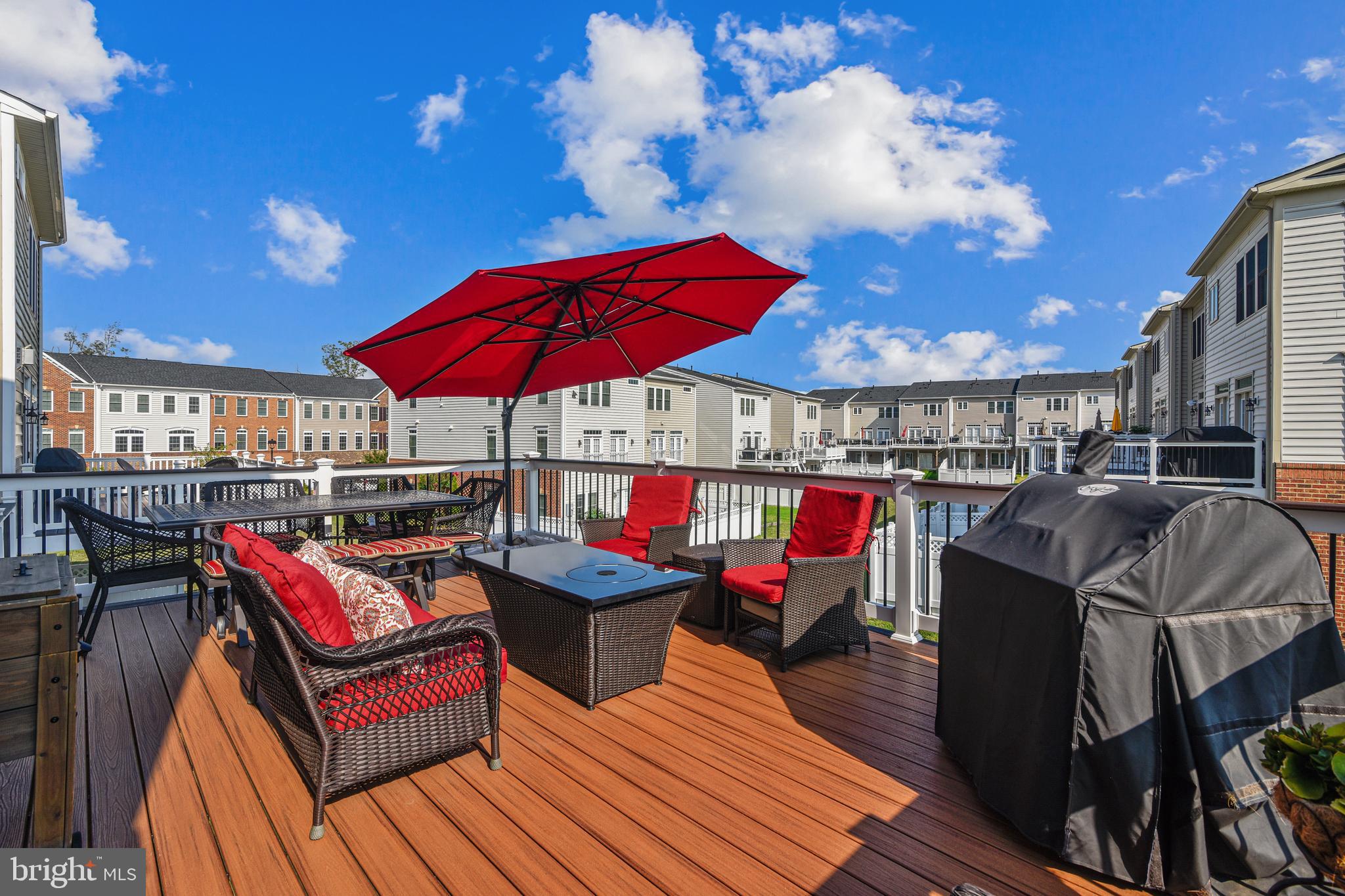SEVEN HILLS - Residential