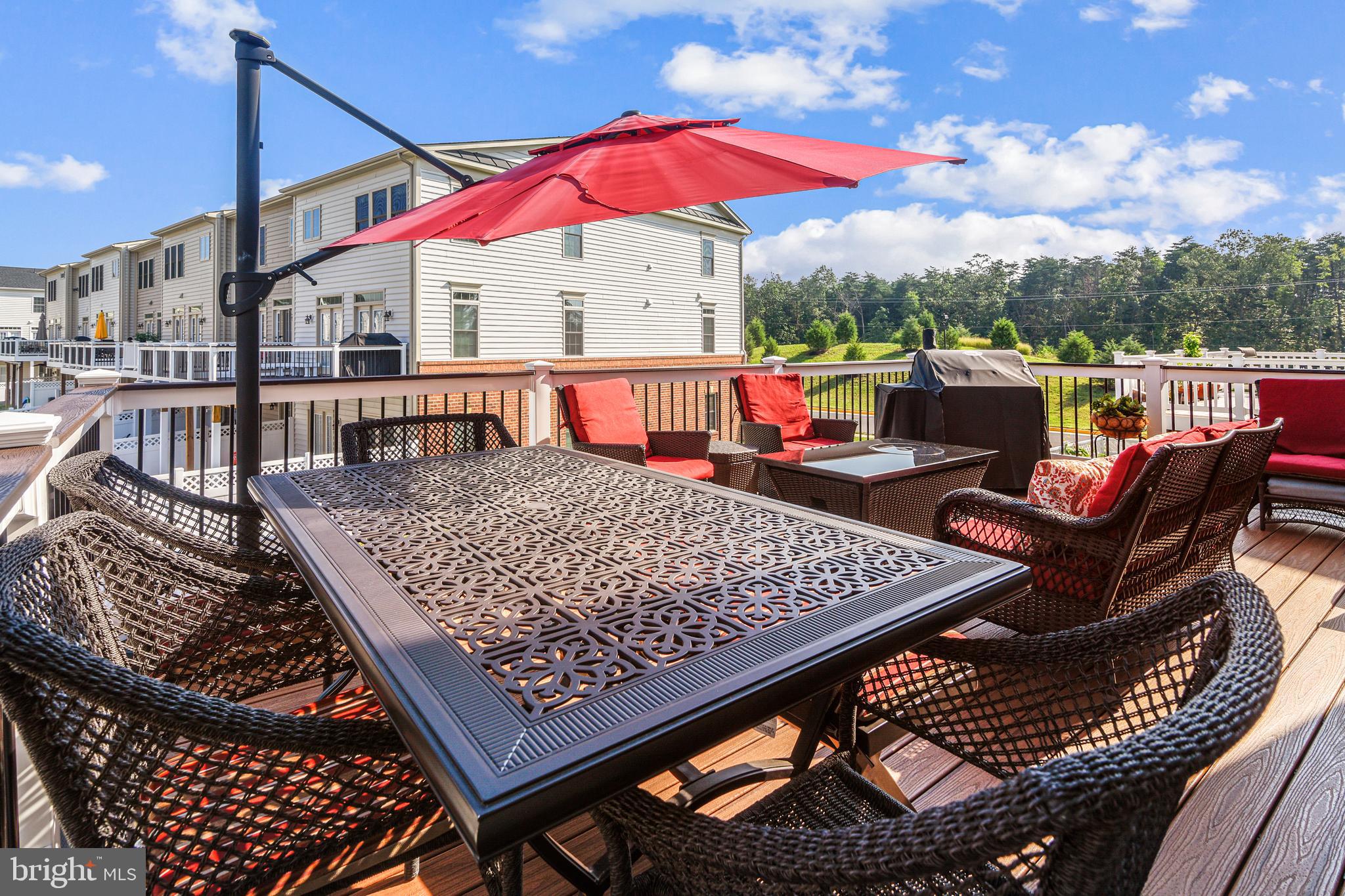 SEVEN HILLS - Residential