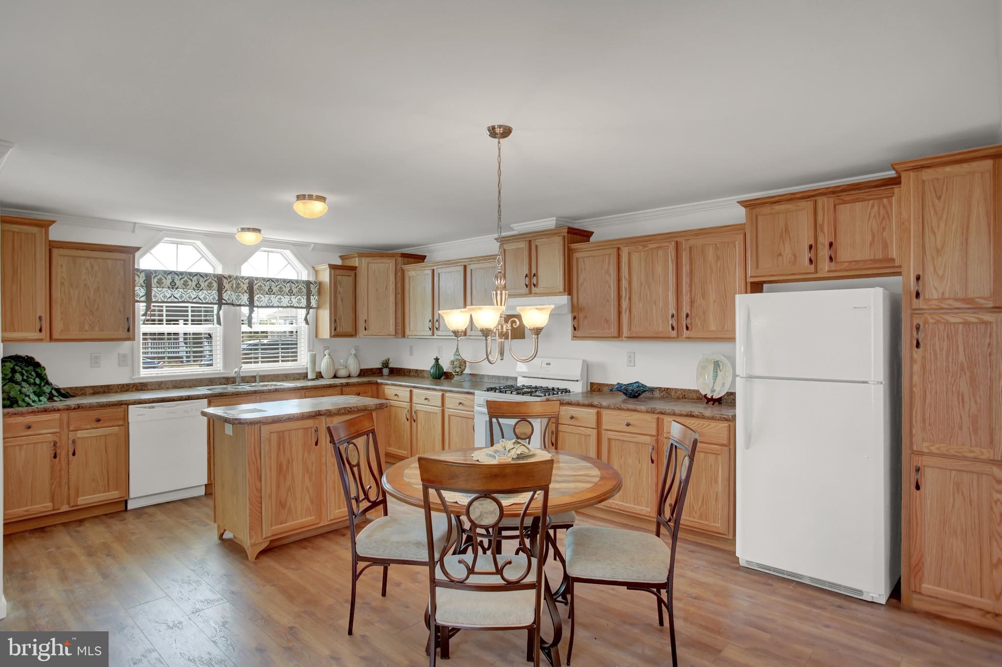 CREEK VIEW 55+ COMMUNITY - Residential