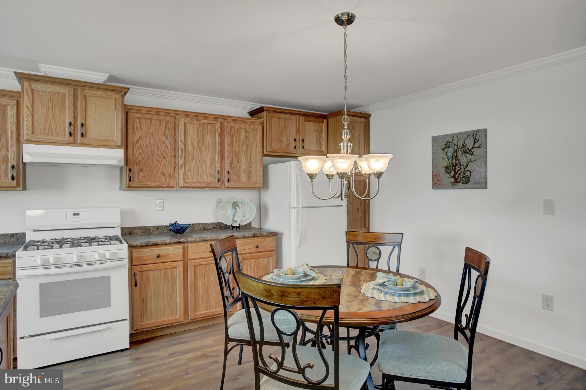 CREEK VIEW 55+ COMMUNITY - Residential