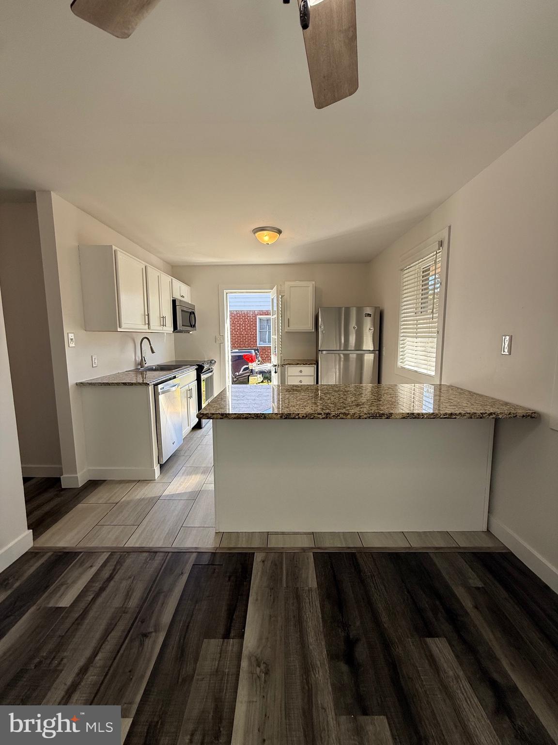 FALL HILL - Residential Lease