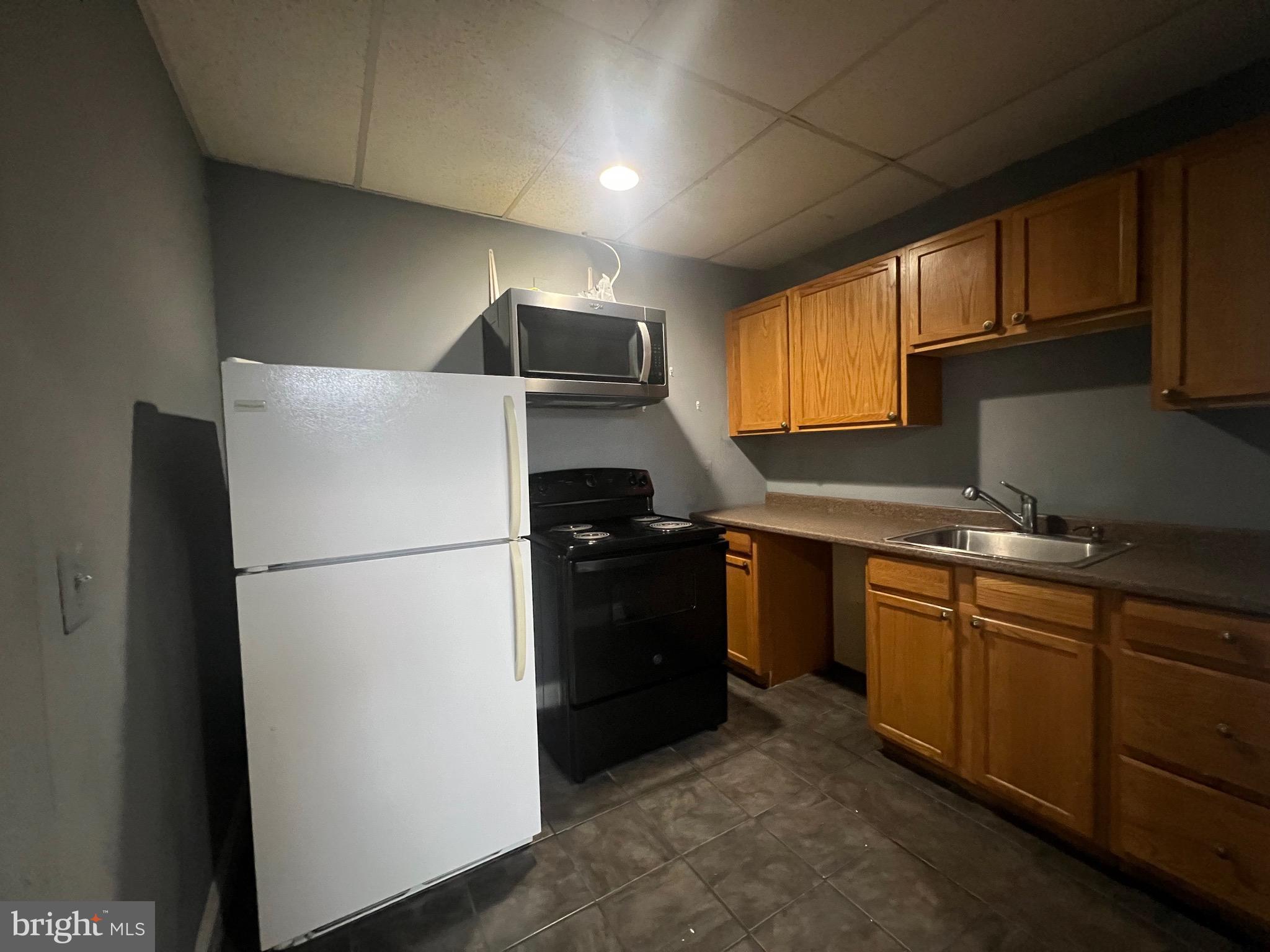 CITY OF CHARLES TOWN - Residential Lease