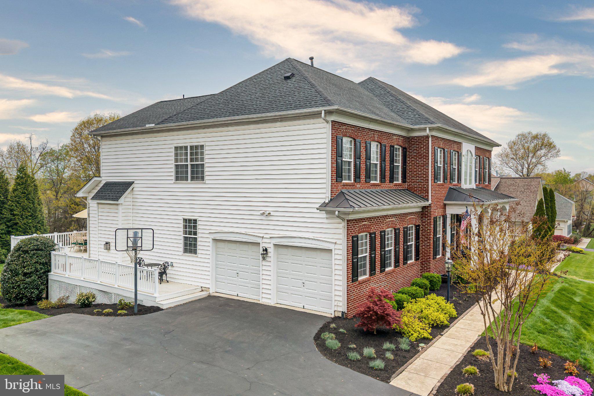 WESTVIEW ESTATES - Residential