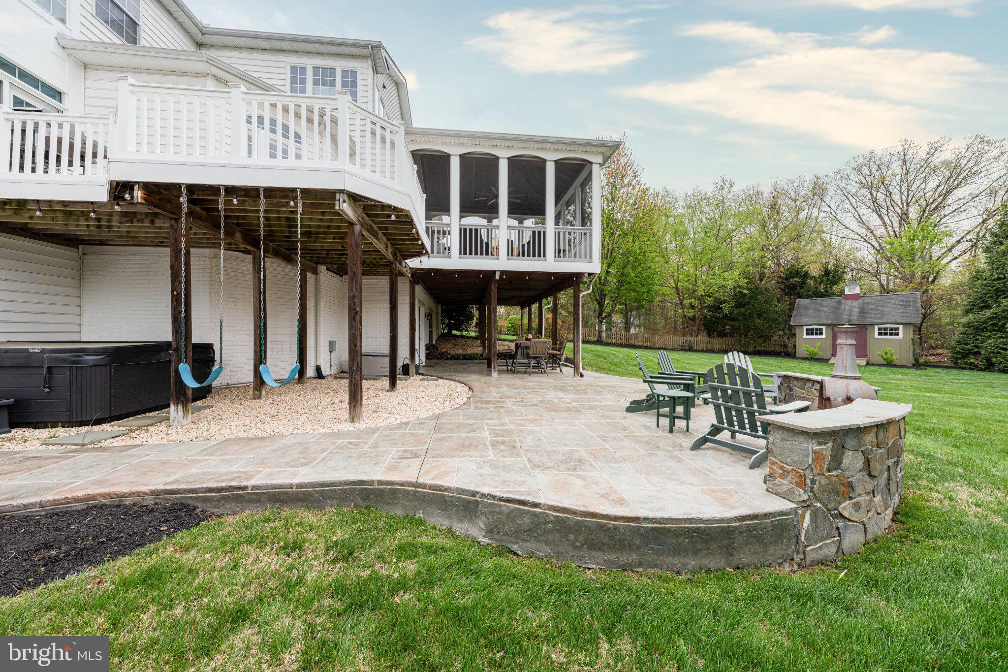 WESTVIEW ESTATES - Residential