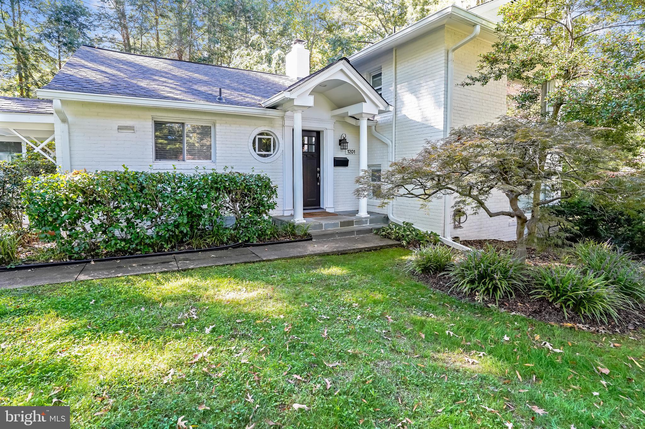 WELLINGTON HEIGHTS - Residential