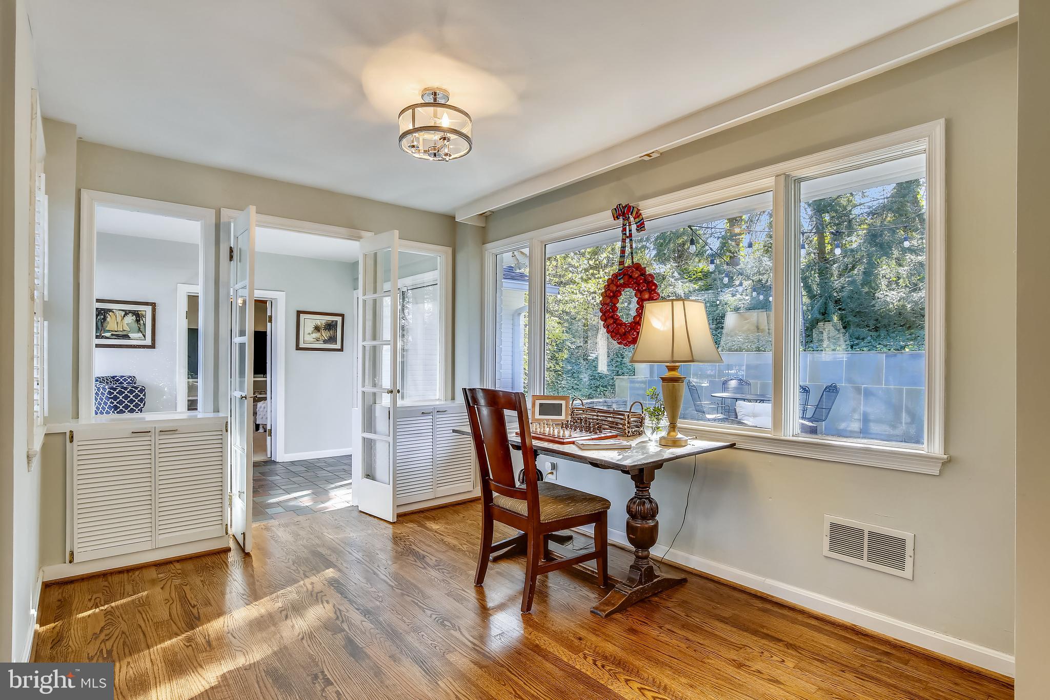 WELLINGTON HEIGHTS - Residential