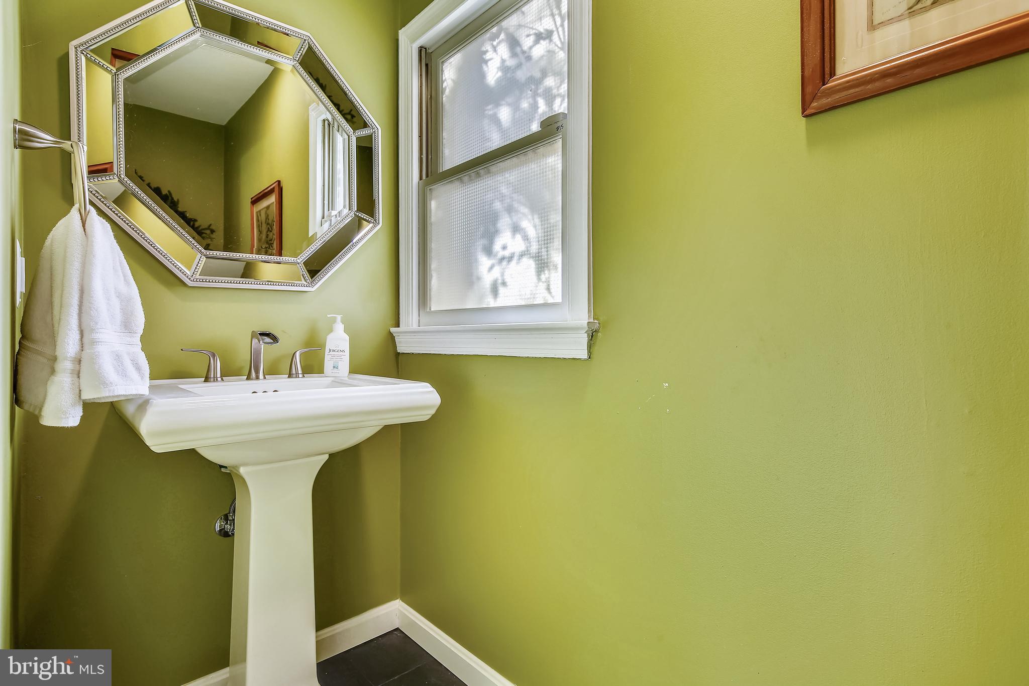 WELLINGTON HEIGHTS - Residential