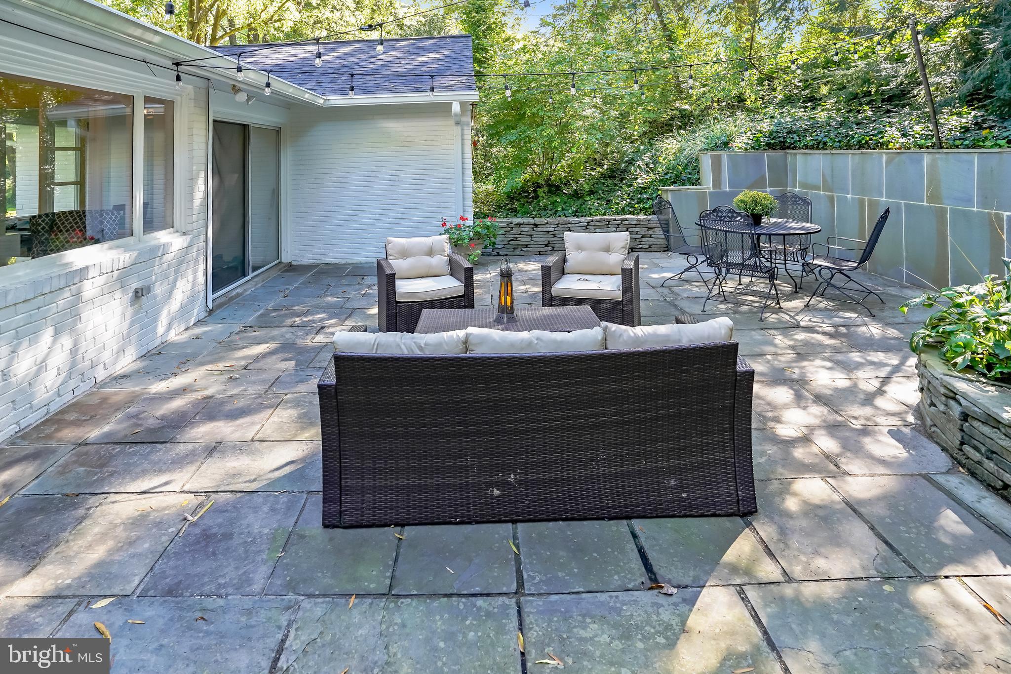 WELLINGTON HEIGHTS - Residential