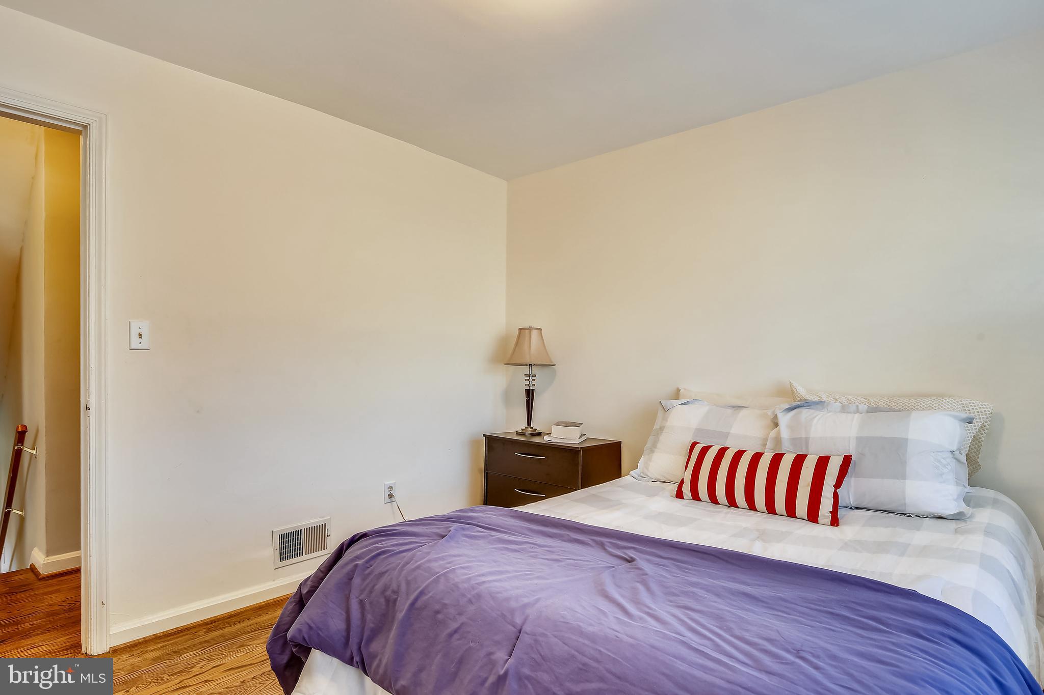 WELLINGTON HEIGHTS - Residential