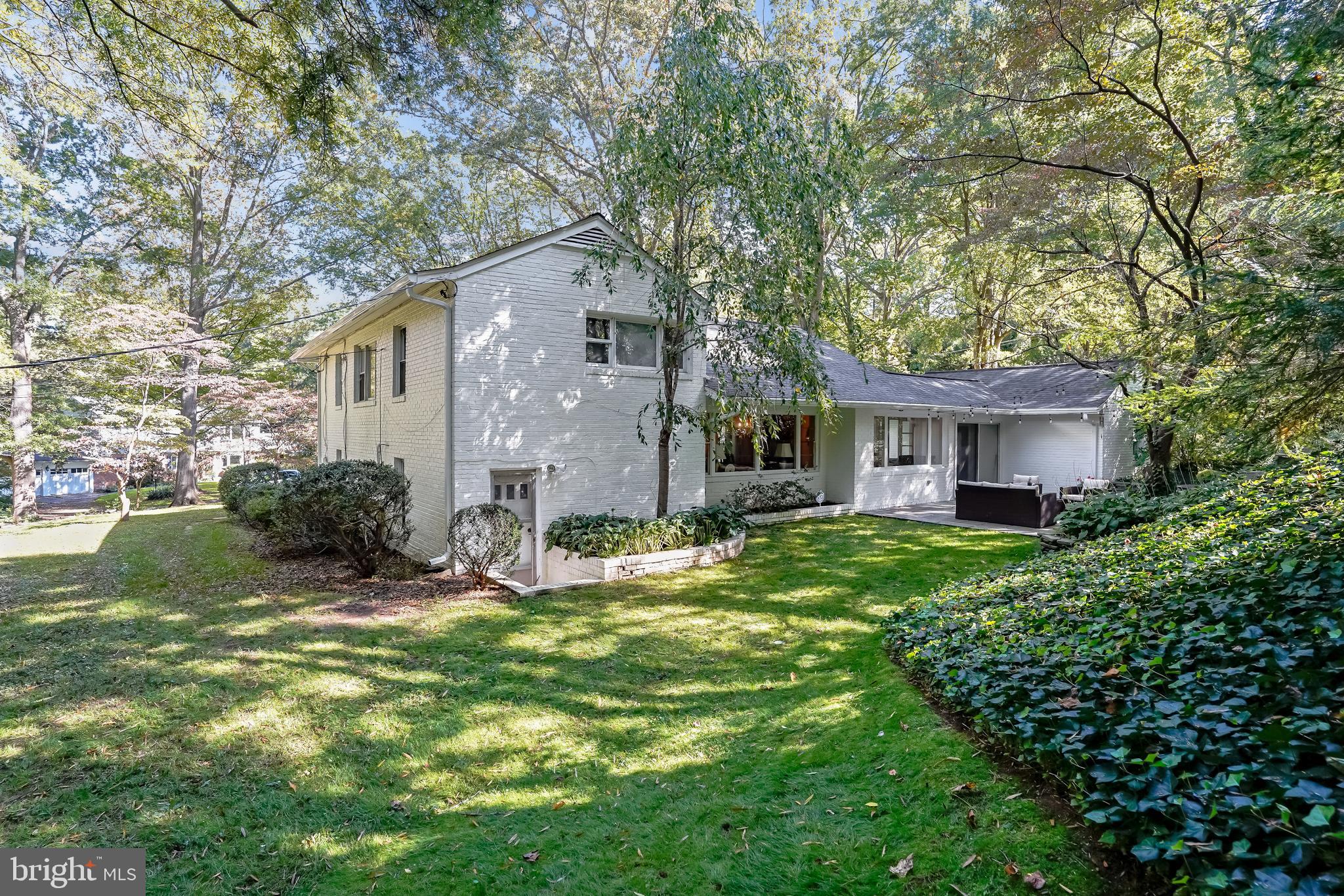 WELLINGTON HEIGHTS - Residential