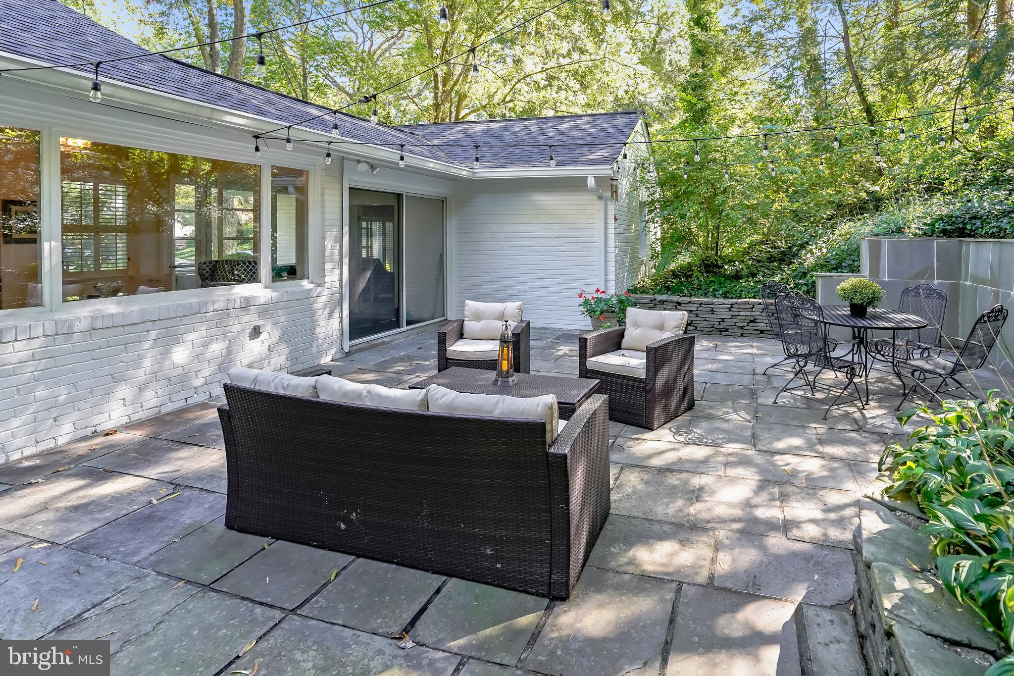 WELLINGTON HEIGHTS - Residential