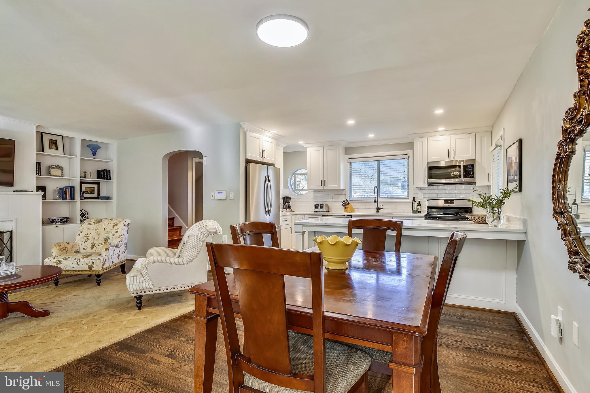 WELLINGTON HEIGHTS - Residential