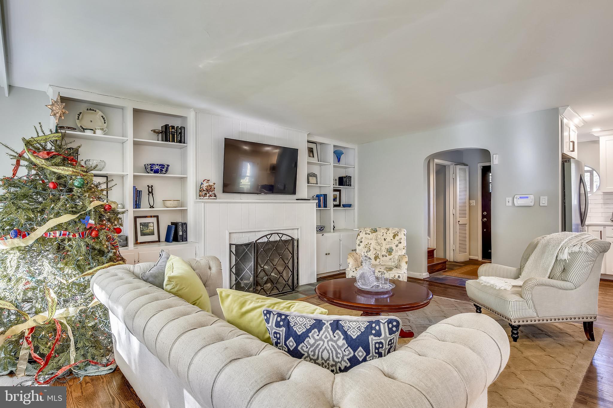 WELLINGTON HEIGHTS - Residential