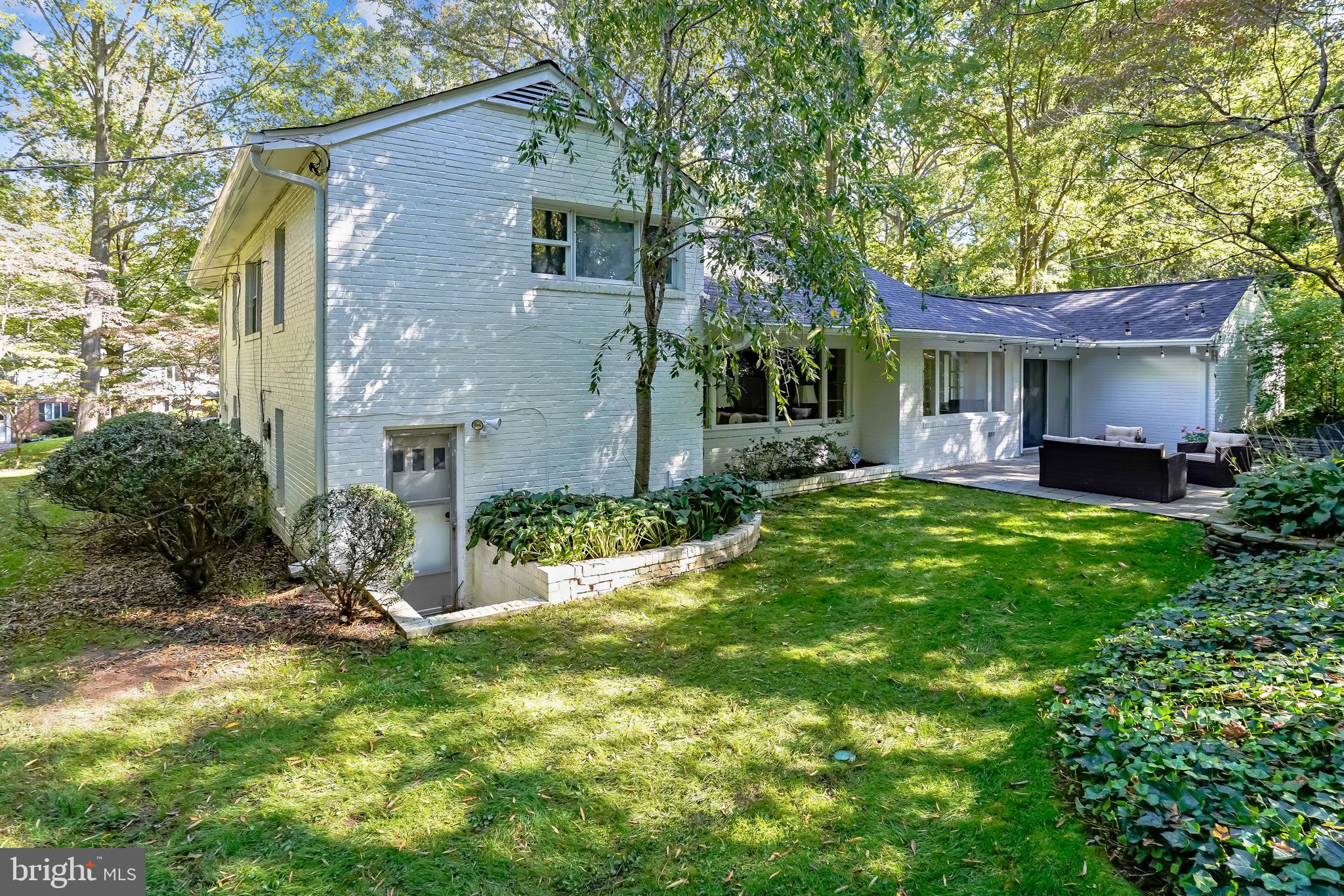 WELLINGTON HEIGHTS - Residential