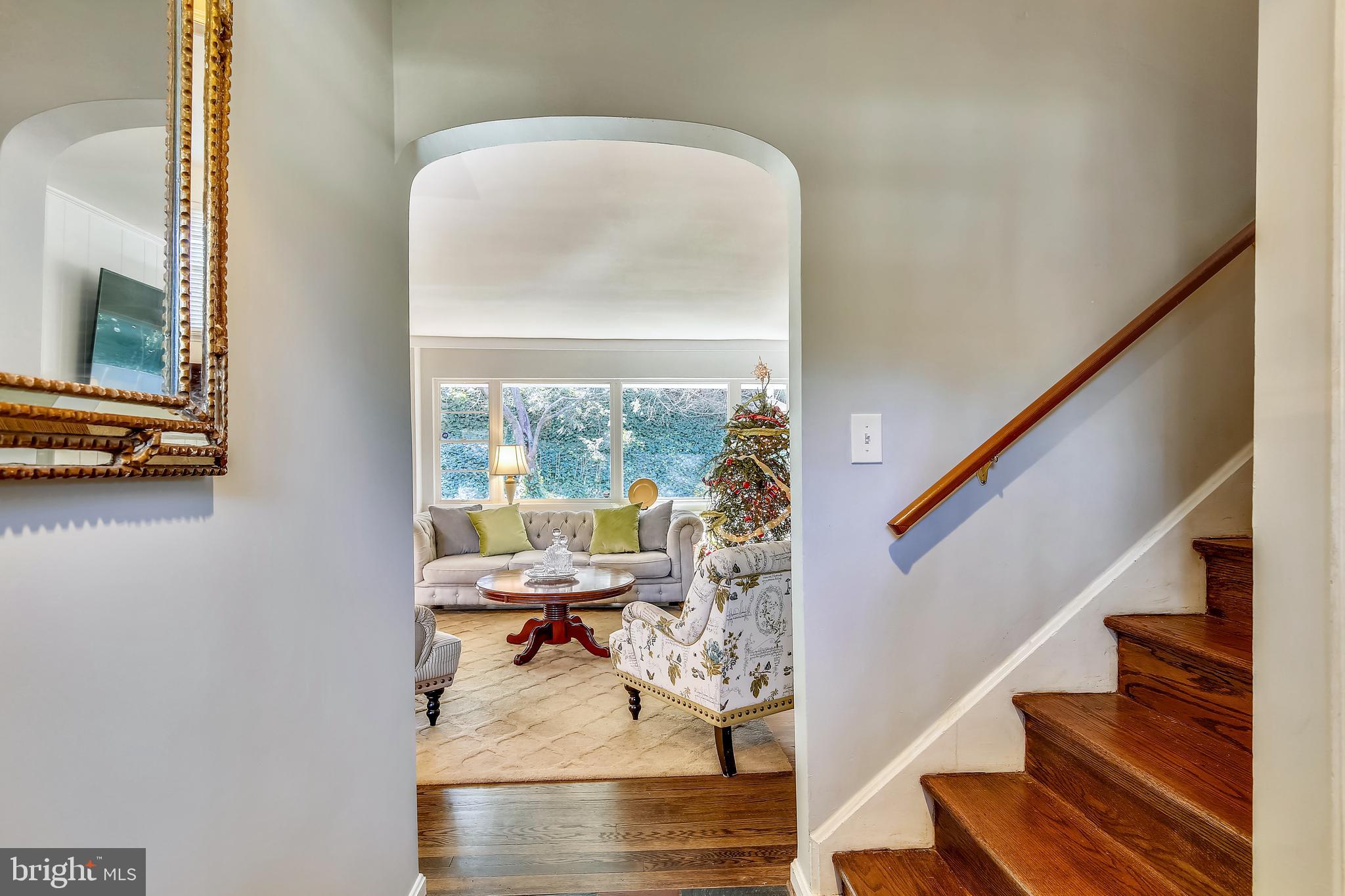 WELLINGTON HEIGHTS - Residential