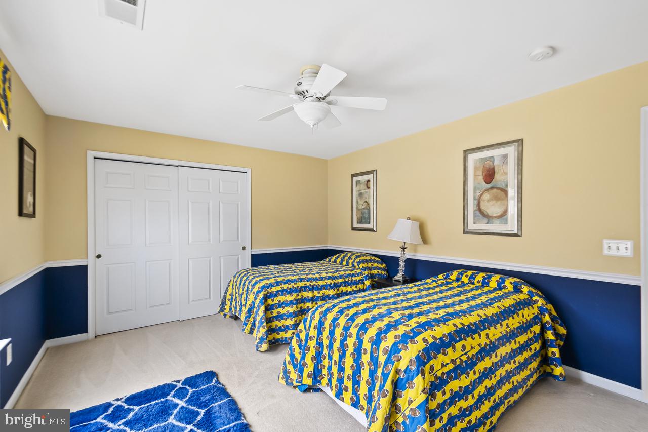 FOUR SEASONS IN HISTORIC VIRGINIA - Residential